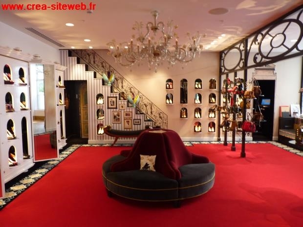 magasin chaussure louboutin